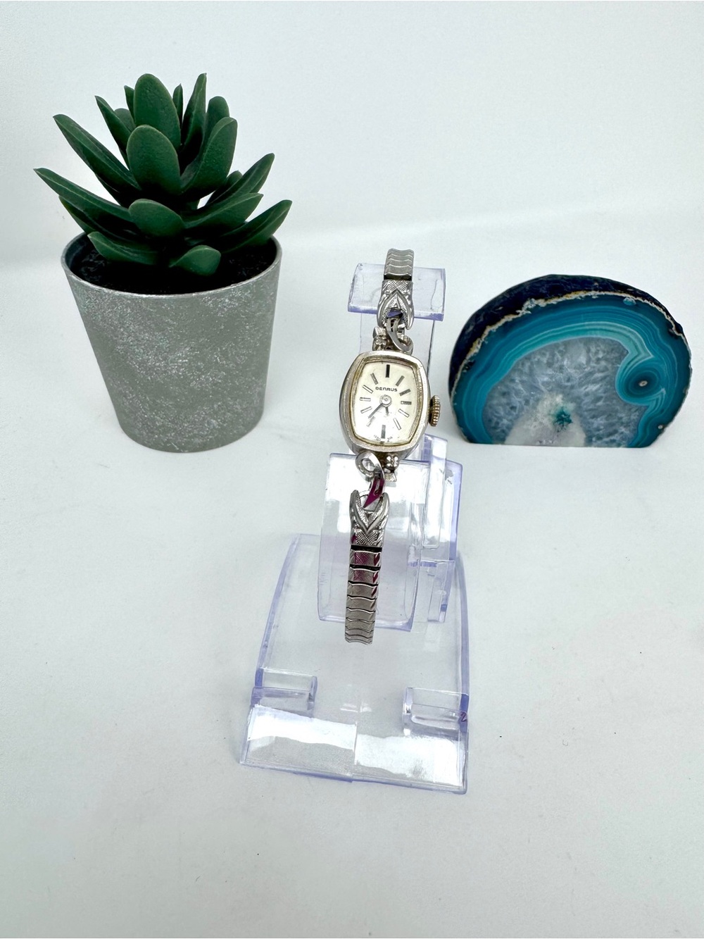 Vintage Benrus 14k Gold Diamond Accents Ladies Cocktail